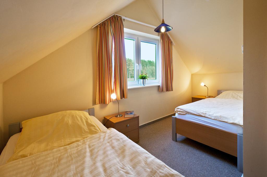 Camping-Und Ferienpark Havelberge Gross Quassow Chambre photo